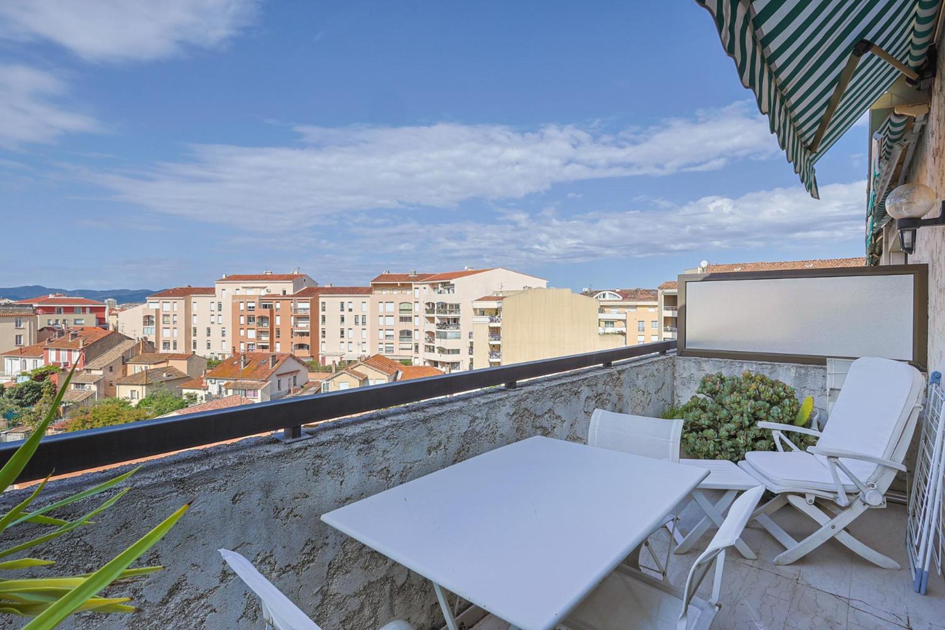 Appartement Globetrotter Saint-Raphaël Eksteriør bilde