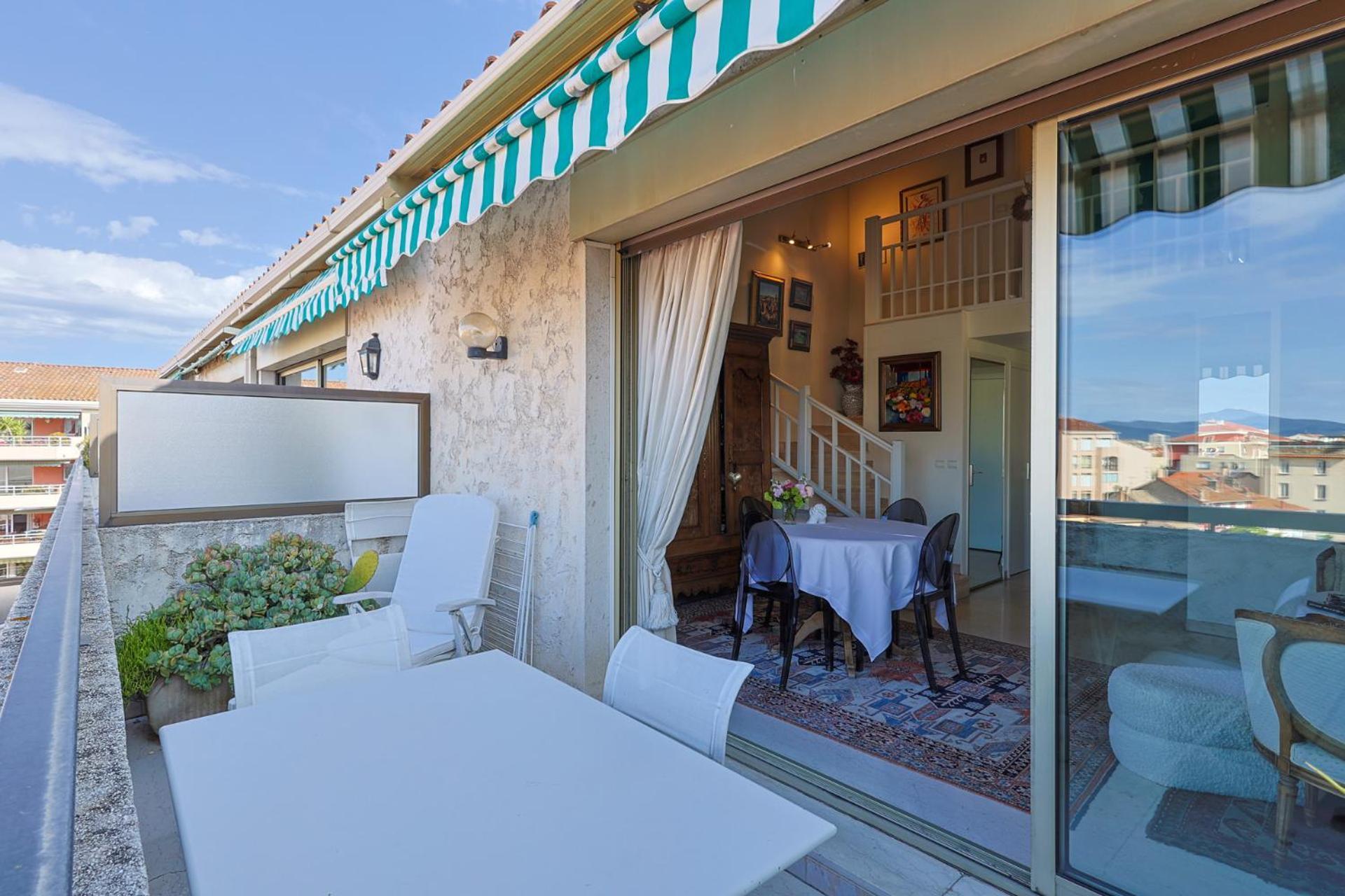 Appartement Globetrotter Saint-Raphaël Eksteriør bilde